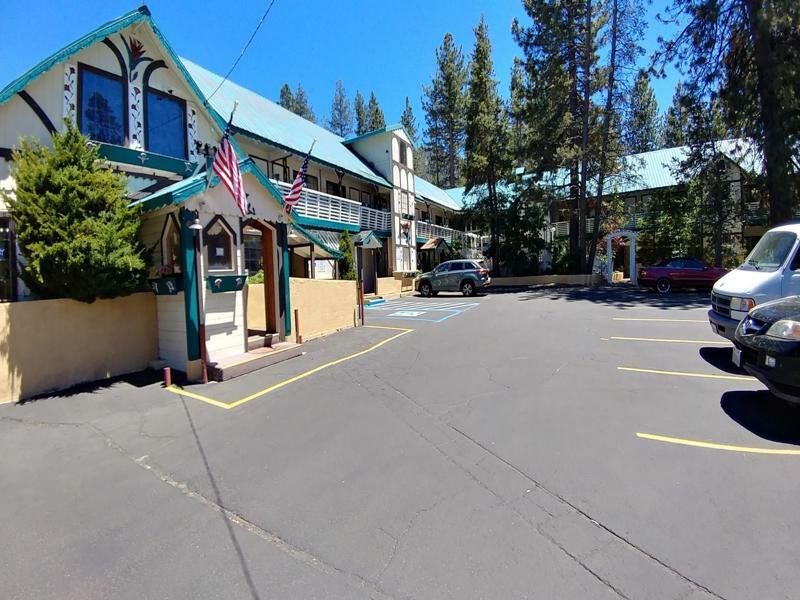 Econo Lodge Inn & Suites Heavenly Village Area 南太浩湖 外观 照片